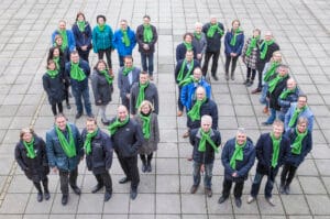 Foto Gedeputeerde Konst en 50 Koplopers Gedeputeerde Konst met 50 koplopers vanwege lancering Koploperproject.