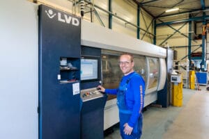 _K6A7384 Anno verwerkt orders van buislasersnijmachine